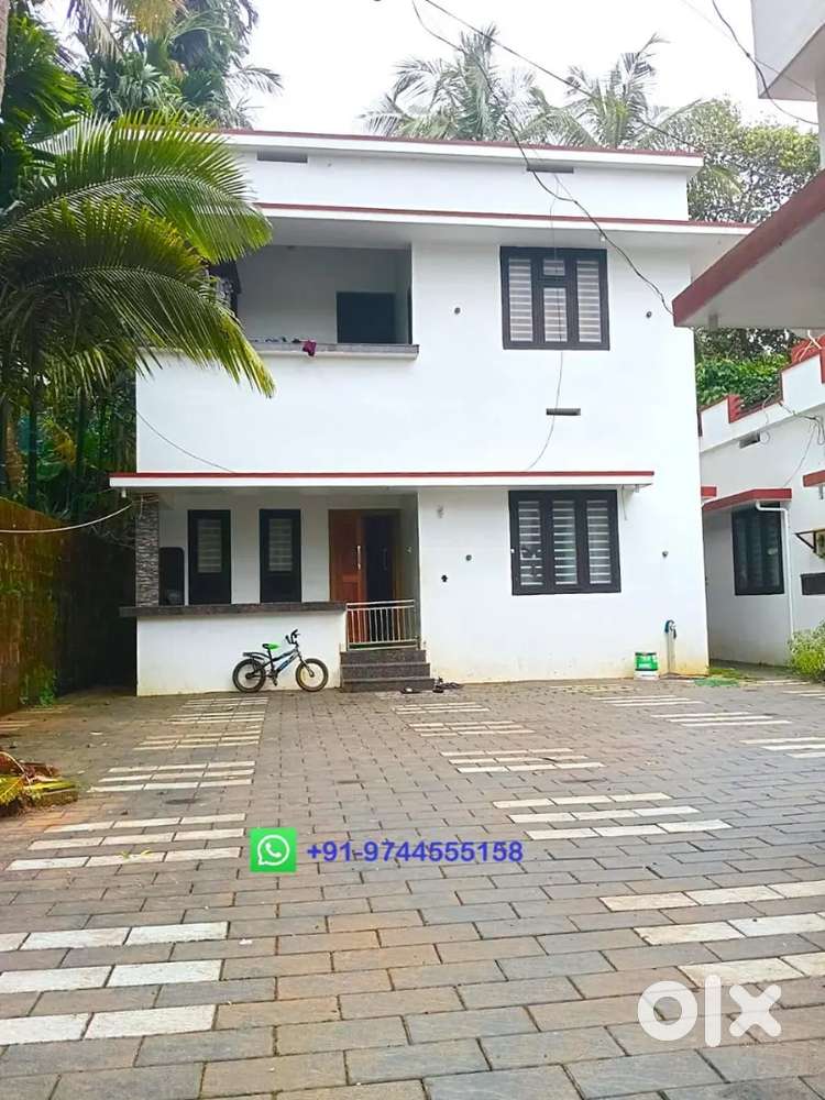 House for Lease