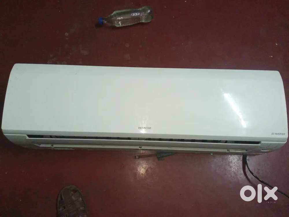 Very Good Condition Hitachi 1.5 ton AC