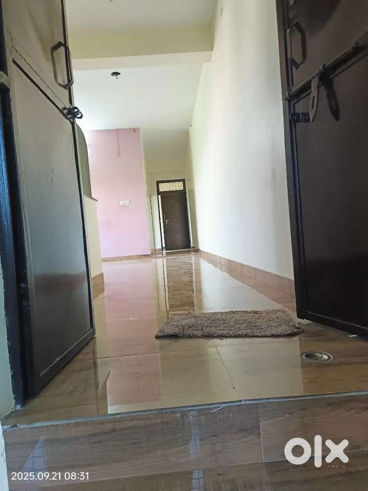 2bhk well built seperate floor available for rent on 2nd floor