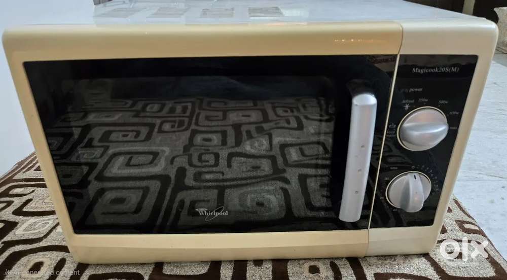 Whirlpool Magicook 20S(M) Microwave Oven – Fully Working