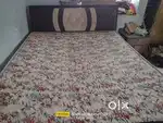 King size box bed