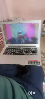 Apple Leptop