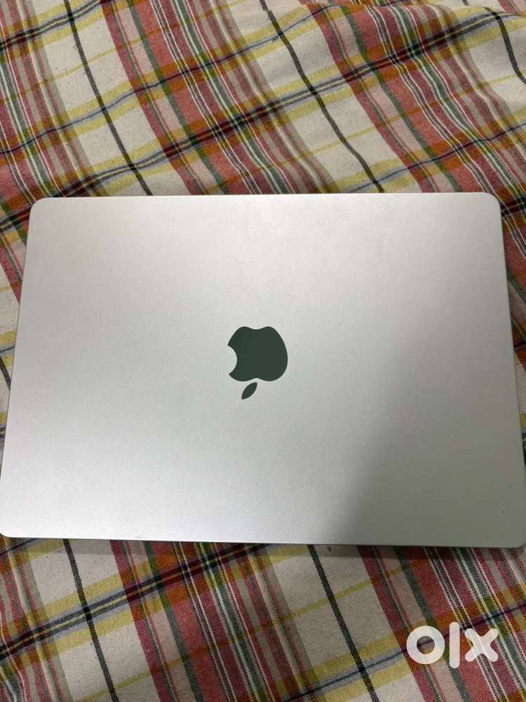 Apple Macbook air m2