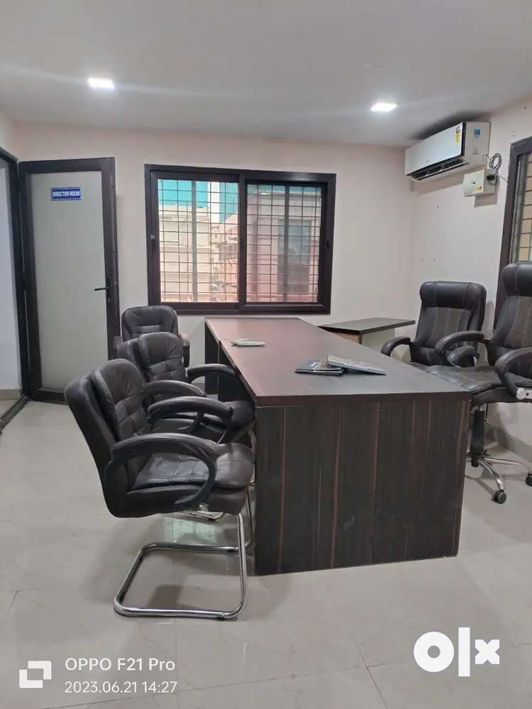 20 sitting+2cabin+1conf. fully furnished office for rent in noida