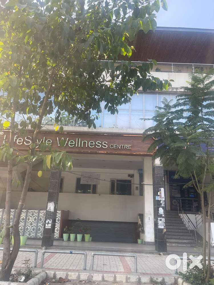 800 sq.ft Main Market