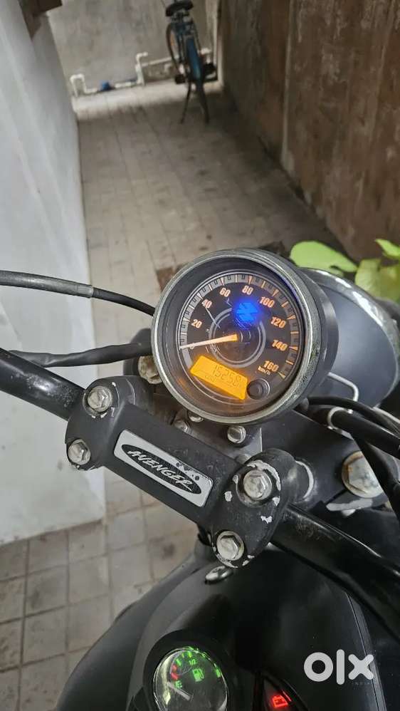 2015 Bajaj Avenger 220 Street – Excellent Condition