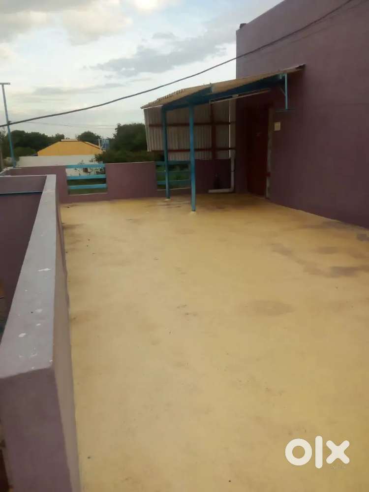 Rental House In THEKKALUR Near Main Road, Avinash