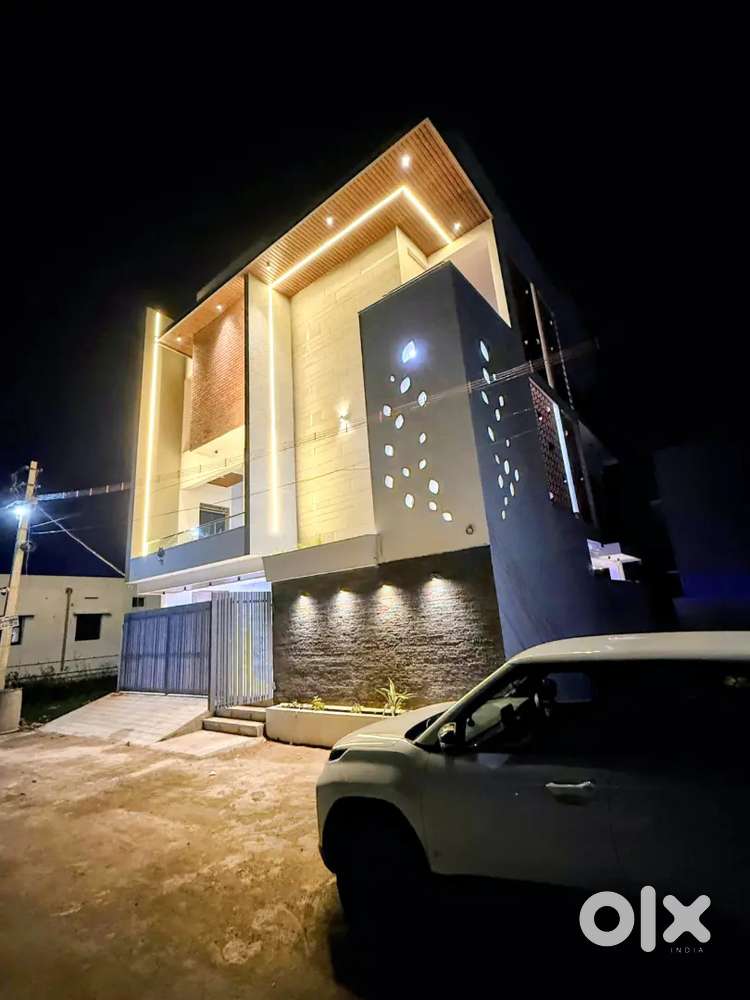 LUXURY 4BHK Villa with Swimming Pool For Sale Near Vadasery