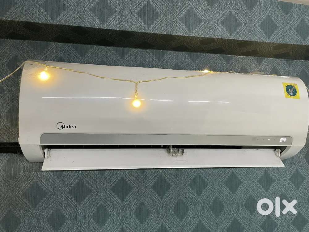 Midea Carrier 1 Ton 6 years old Non Invertor Split AC