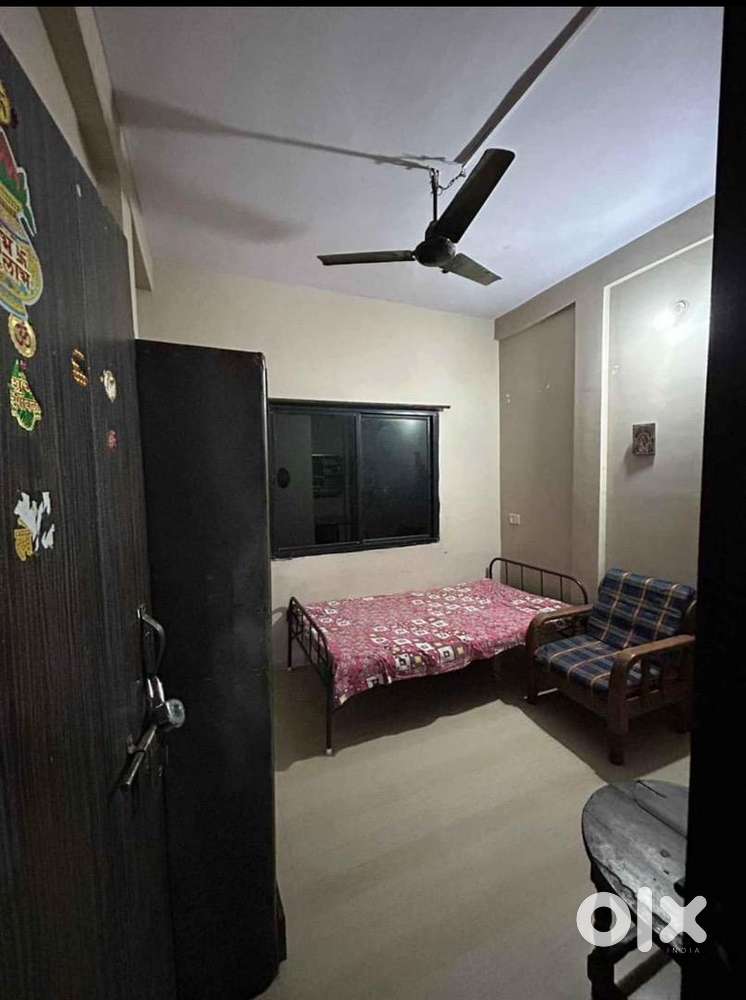 1ROOM AVAILABLE FOR RENT IN NEW PALASIYA INDORE