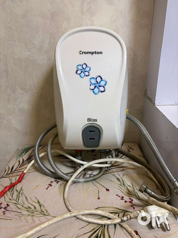 Kitchen crompton gyser