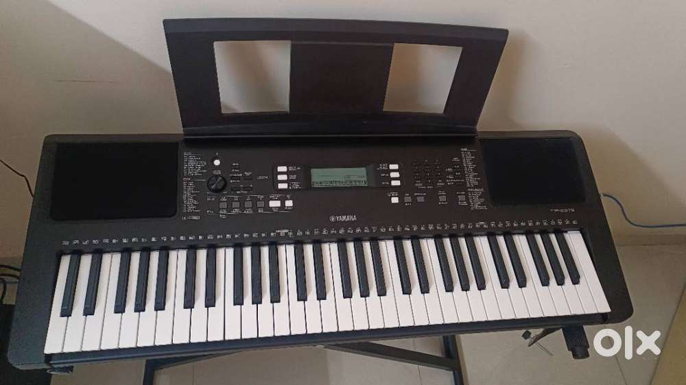 Yamaha PSR E373 Keyboard