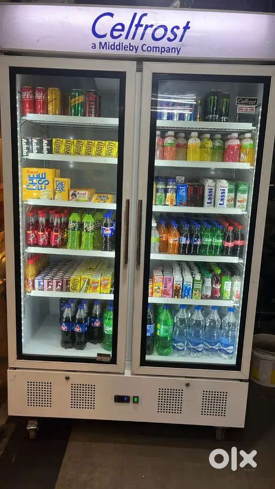 Double Door Commercial Display Fridge excellent Cond, 1000 Kg Cap