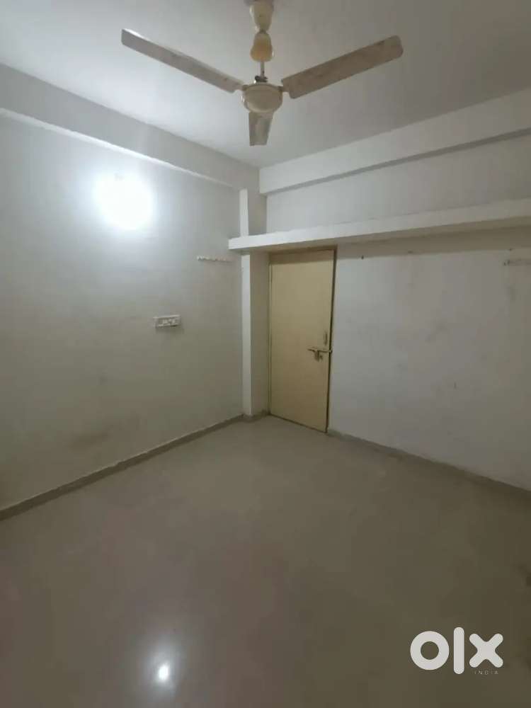 Roommate requirement at Sai mandir area