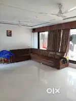 2BHK ફૂલ તાપી વ્યુ ફૂલ ફર્નિચર ફ્લેટ રાખવા ફોન કરો.