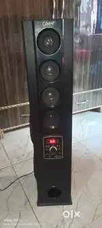 Home theater tower dough base charge speaker new condition