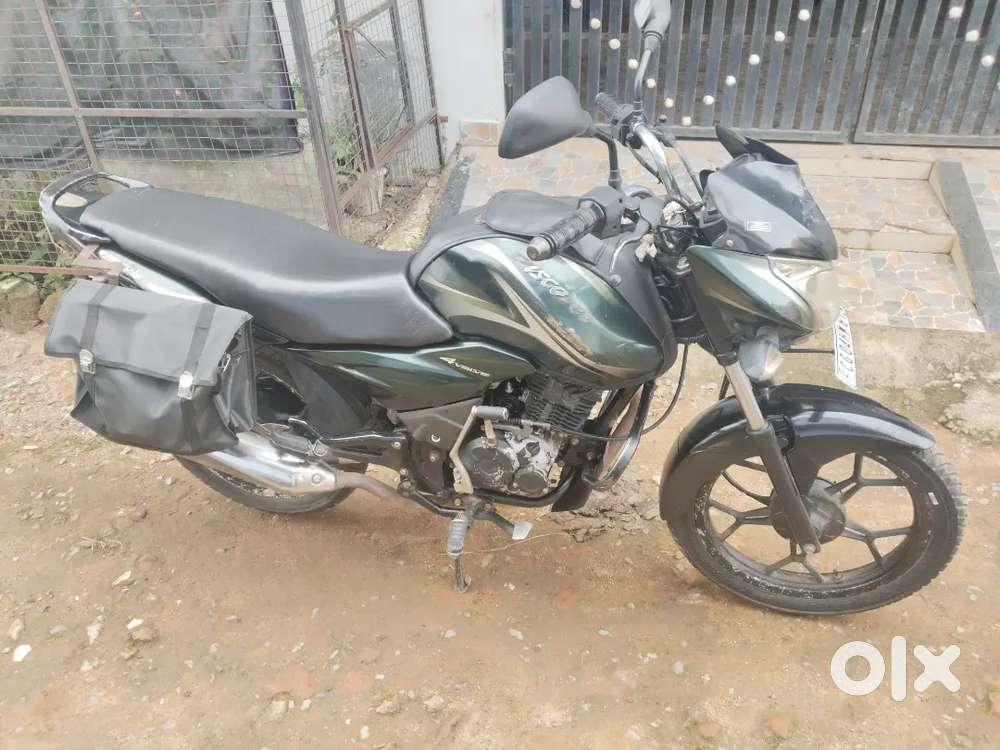 Bajaj Discover 150s Excellent condition