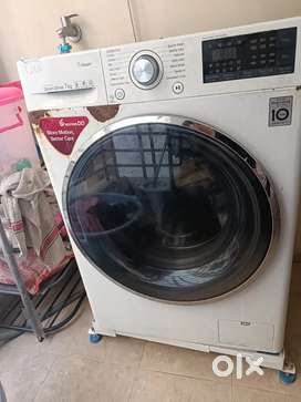 LG Smart front door machine