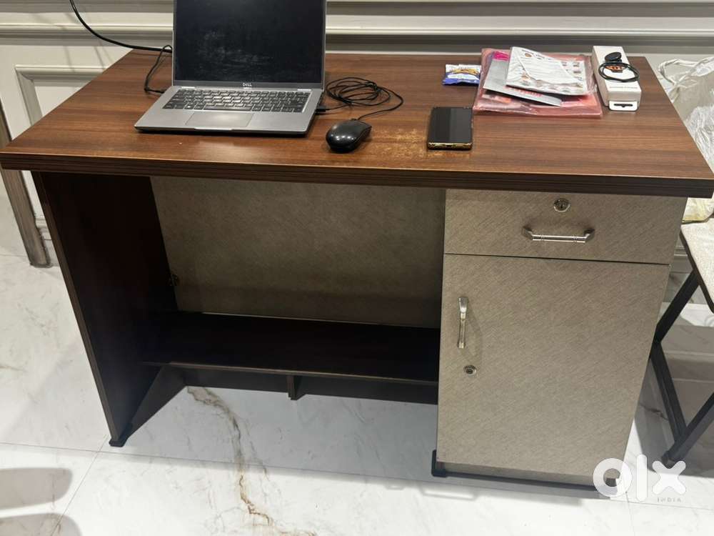 Computer/Office table