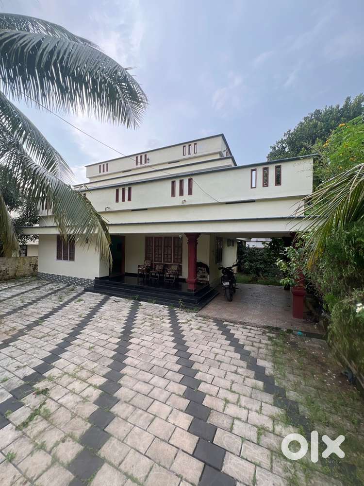 Premium 4BHK House for Lease – Vadakkekara, Changanacherry