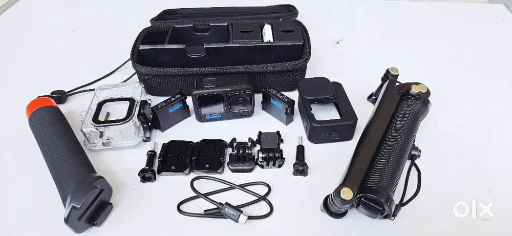 GoPro Hero 13 Black – Excellent Condition  Bundle with Accessories