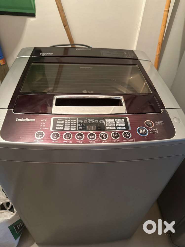 LG 9 years old fully automatic top load washing machine for sale