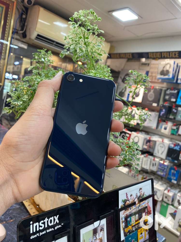 APPLE I PHONE SE 3rd GEN 128GB MIDNIGHT BRAND NEW CONDITION