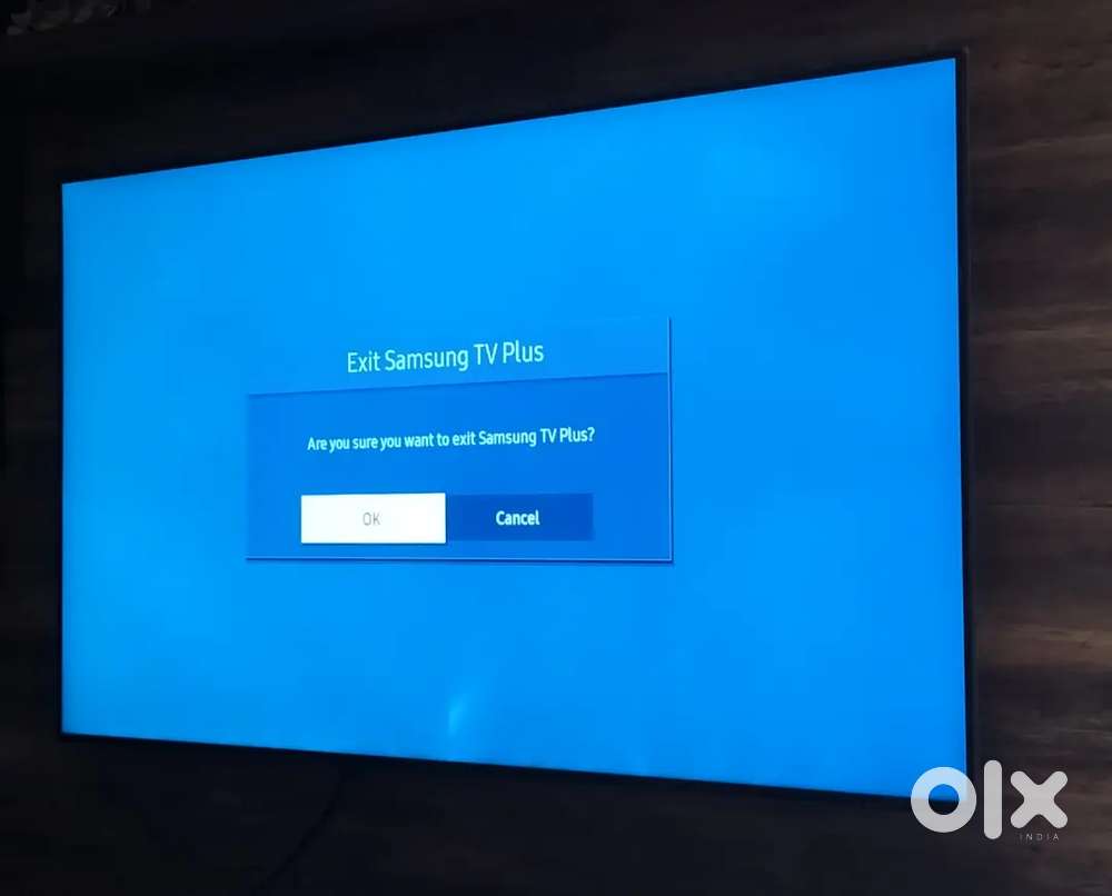 65 inch Samsung Crystal UHD 4K Smart TV