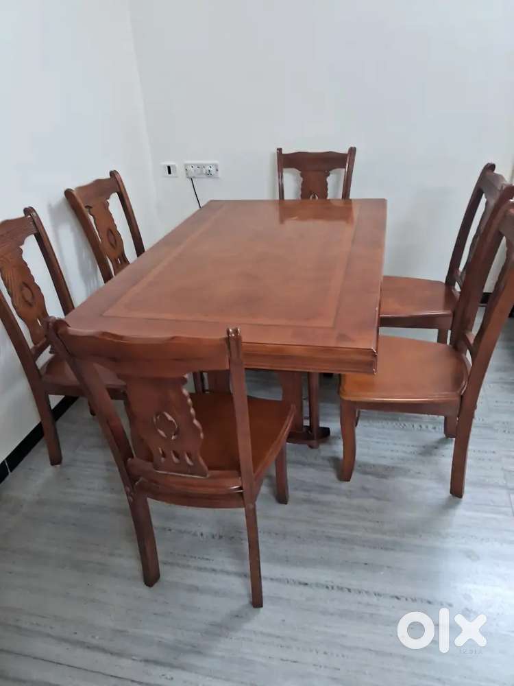 Din table.