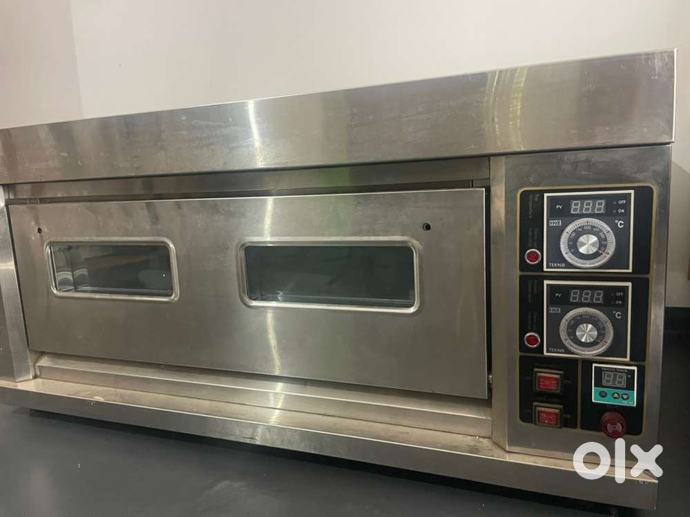 Oven Still new Bought and not used