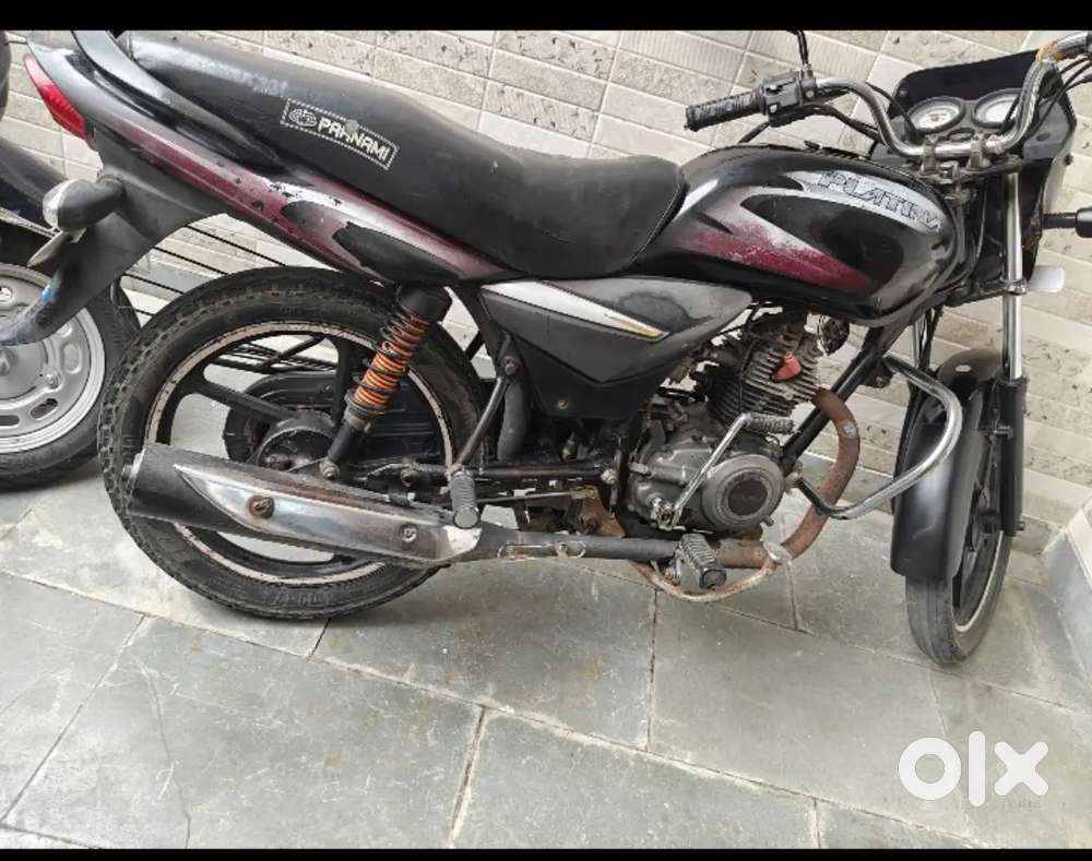 मोटर साइकिल एक नंबर कंडिशन में है