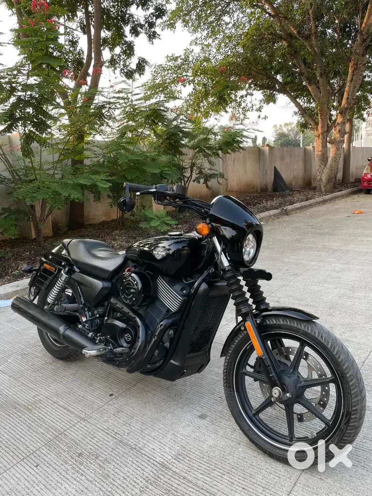 Very good condition harley davidson street 750