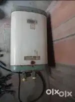 Electronic geyser +ceiling fan