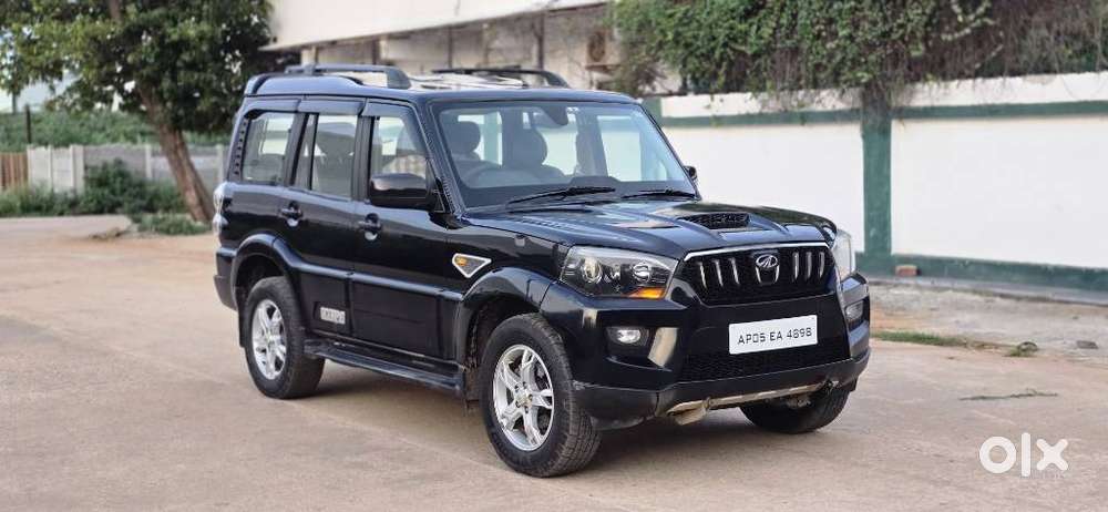Mahindra Scorpio S10, 2017, Diesel