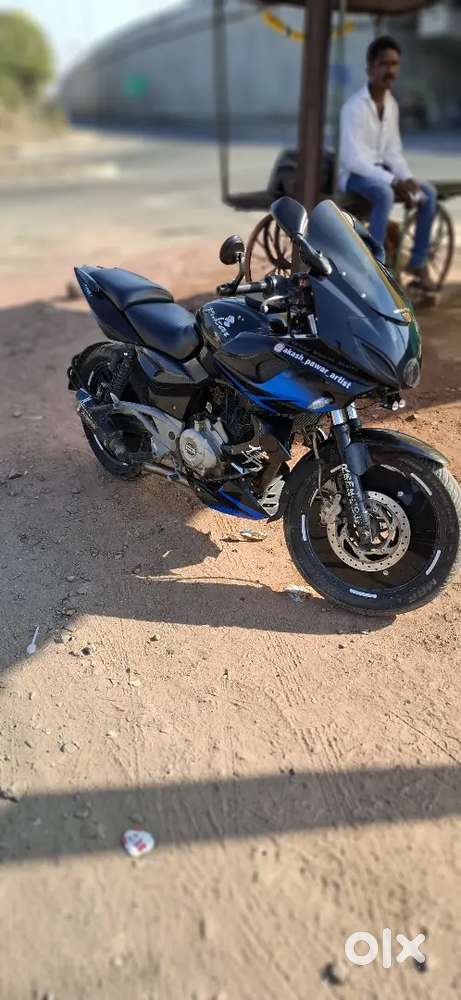 Pulsar 220F modified bike