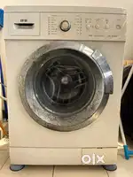 Selling IFB 6 KG Fully Automatic Front Load Washing Machine throwaway