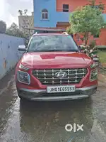 Hyundai Venue 2021 Petrol 29607 Km Driven
