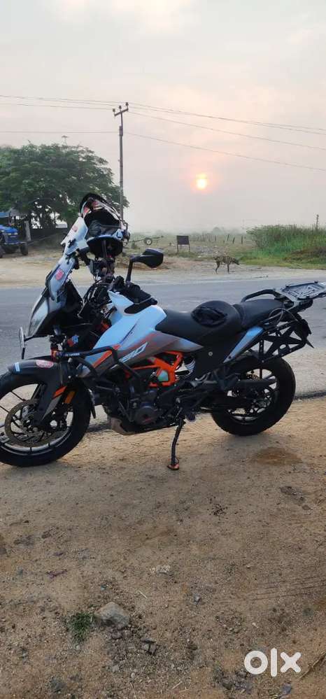 Fully loaded Redrooster performance Exhaust, Fuelx pro+,sahara seats