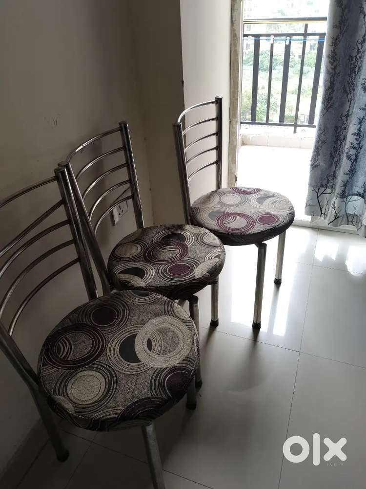 Set of 4 chairs