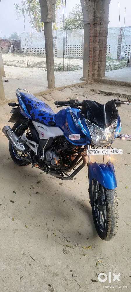 Very Good condition. ₹1 ka kaam nhi h gadi me