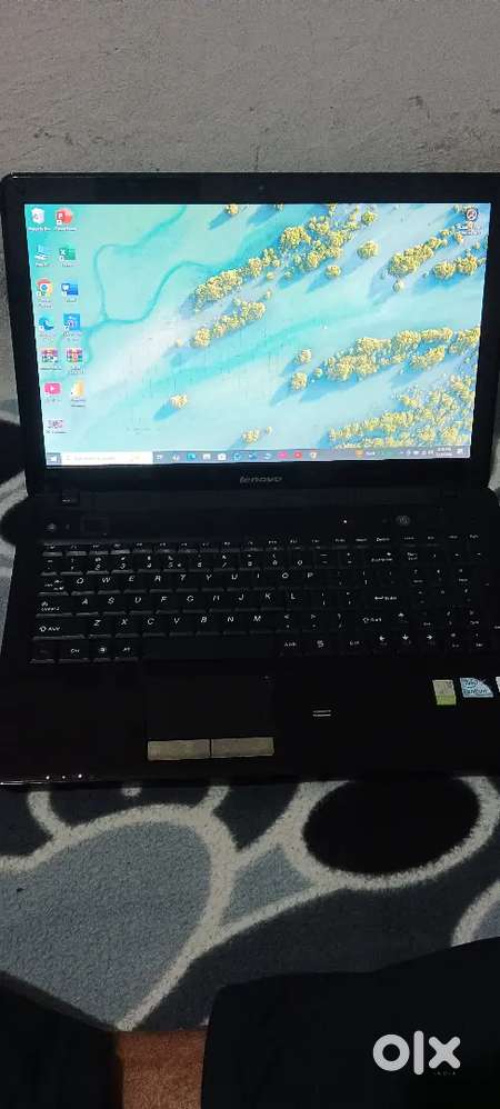 Lenovo IdeaPad U550 Series Laptop
