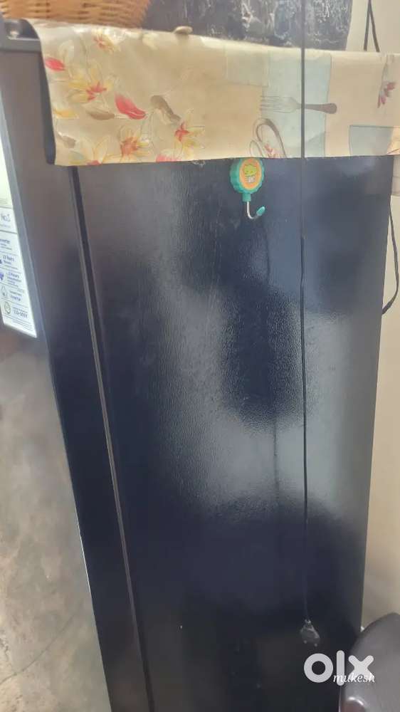 Urgent sell for room shifting
