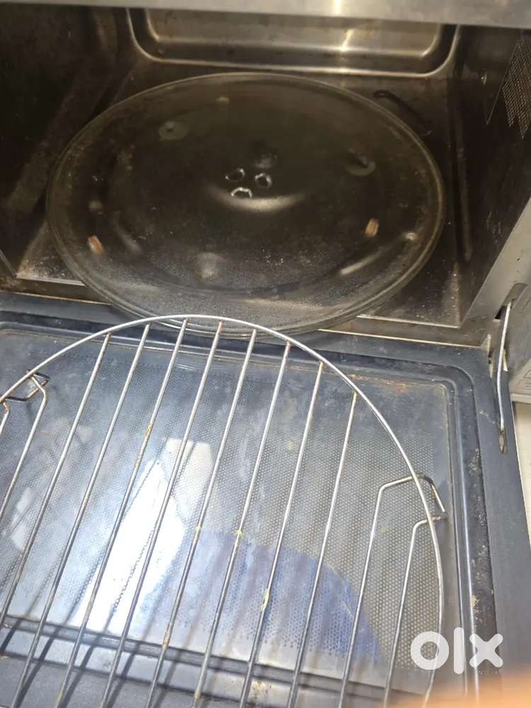 We are looking for someone to buy our condition DIMENSION4 genius oven