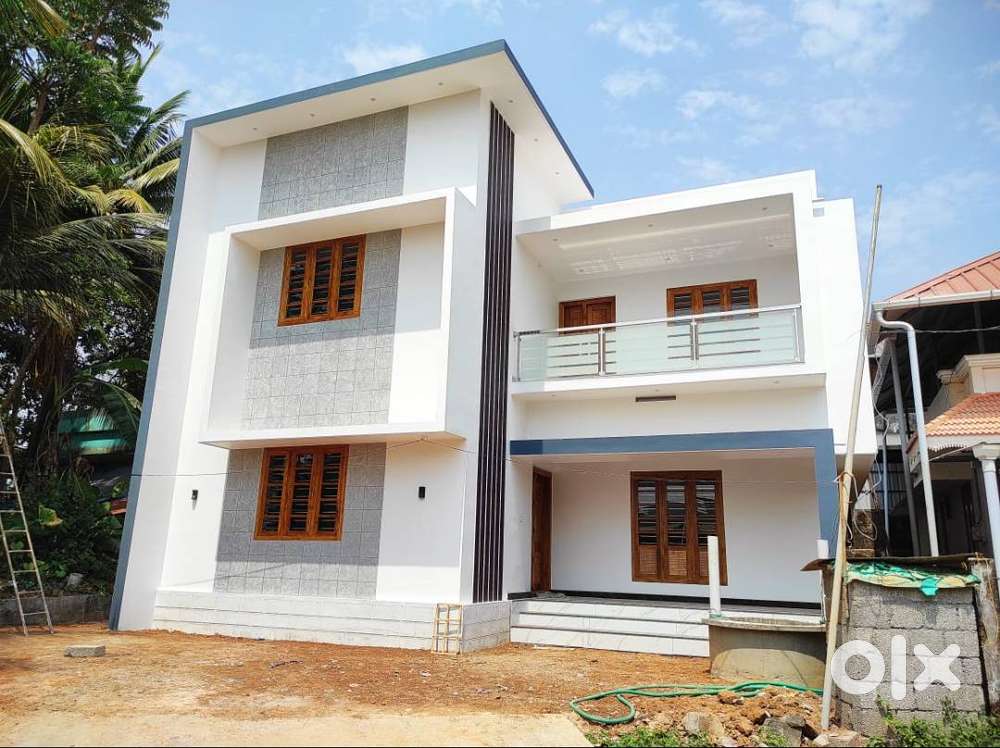 Charming 1500Sqft, 3bhk Villa  near Thrissur