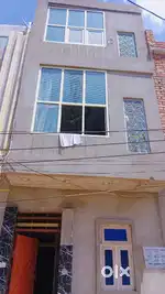 3 मंजिला मकान 12 number gali bhagat singh nagar 12 quarter road hisar