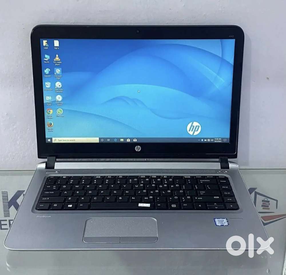 Hp 430 g3 i5 6th gen 8gb ram 256gb ssd