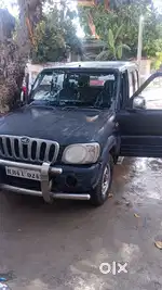 Mahindra Scorpio Classic 2003 Diesel 98000 Km Driven