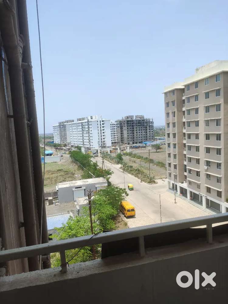 2BHK Corner Flat for immediate sale