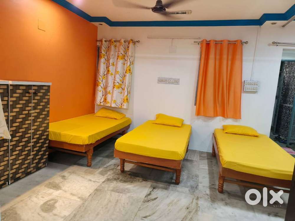 safe and clean pg ladko ke liye available hai alkapuri ,sayajigunj