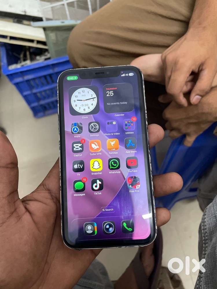 Iphone 11  64 gb